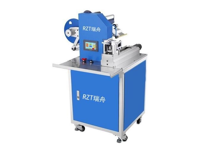 Semi adesivi dell'etichettatrice della bandiera automatica 8. 5KG di tipo automatico